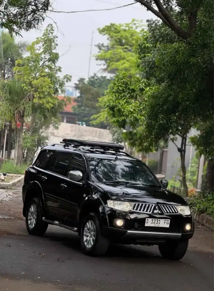 Pajero Exceed 2011 ANTiiKk Pisan..
- KM low 119rb istw