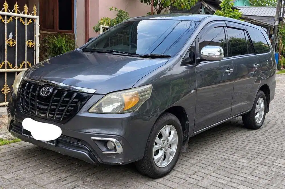 Toyota Kijang Innova 2009 Bensin