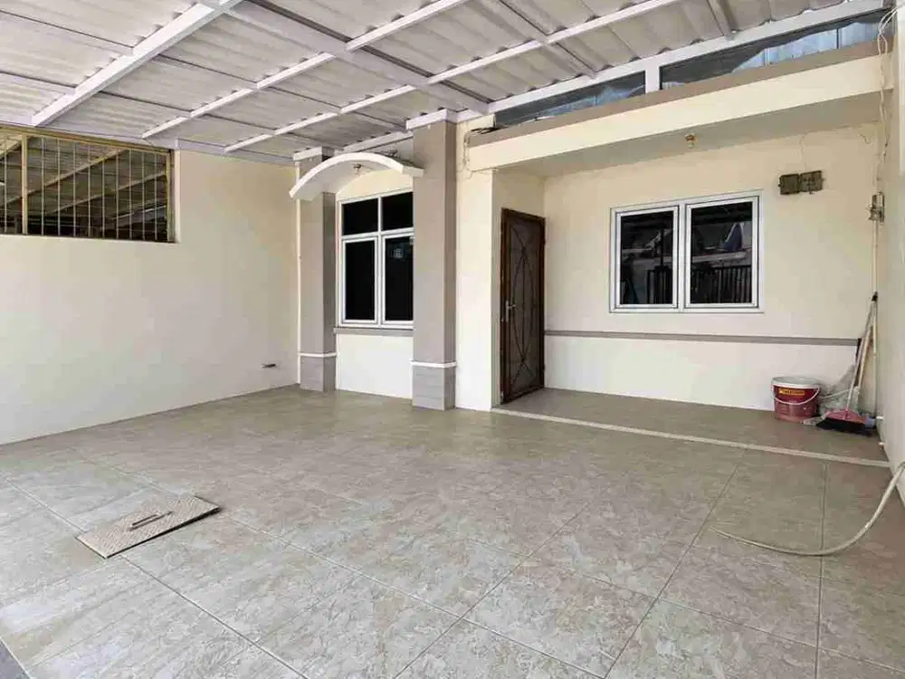 DiJUAL CEPAT
Rumah Sudah Renovasi di Perumahan Sektor 7C Gading Serpong