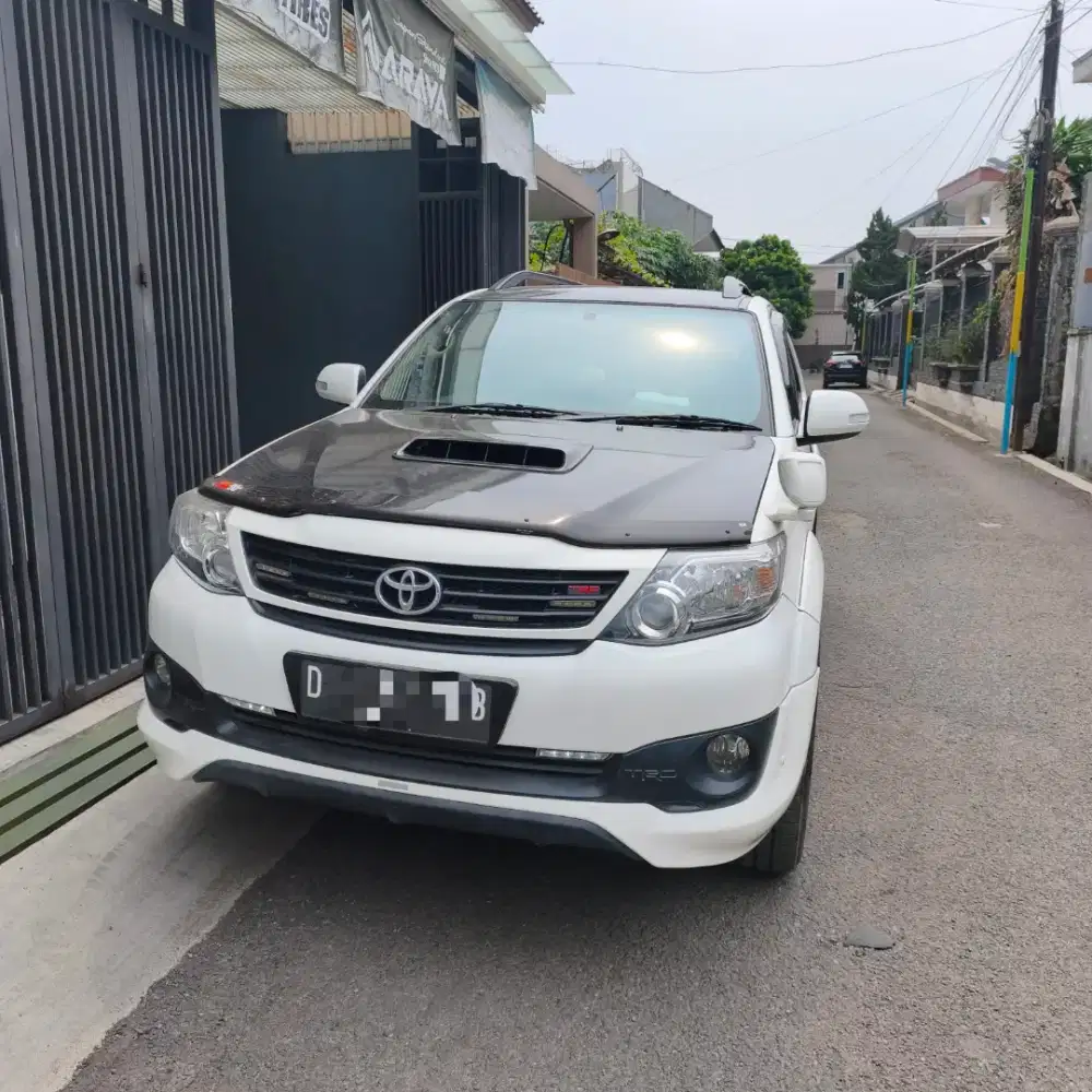 FORTUNER VNT TRS TRD SPORTIVO 2015 KM 26 RB AN