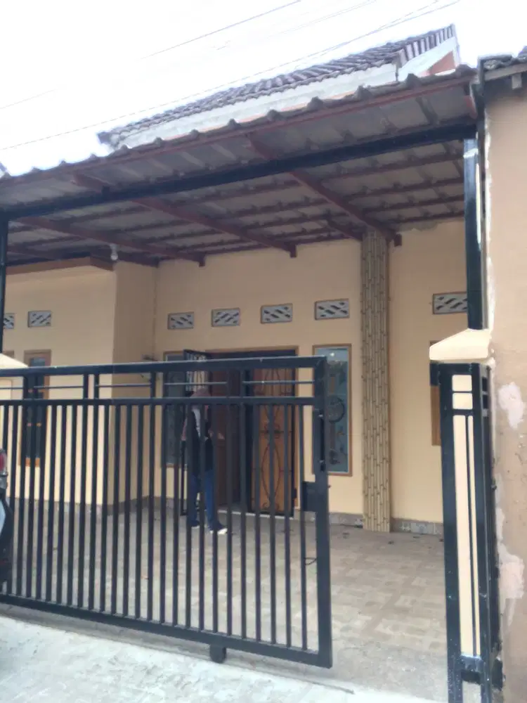 Disewakan Rumah di Perumahan Diamond Residence