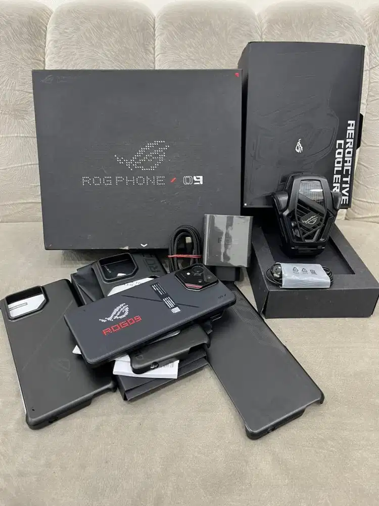 Asus Rog Phone 9 Pro 16/512 With Aeroactive CoolerX Fullset Original