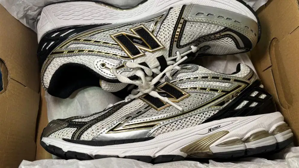 New Balance 1906R