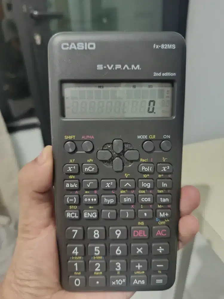 Kalkulator  Scientific Casio FX-82MS 2nd Edition