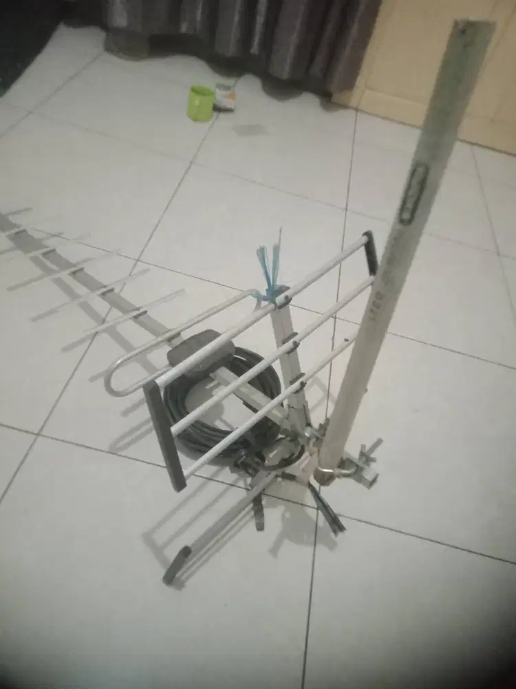 Jual antena TV luar, kondisi masih ok