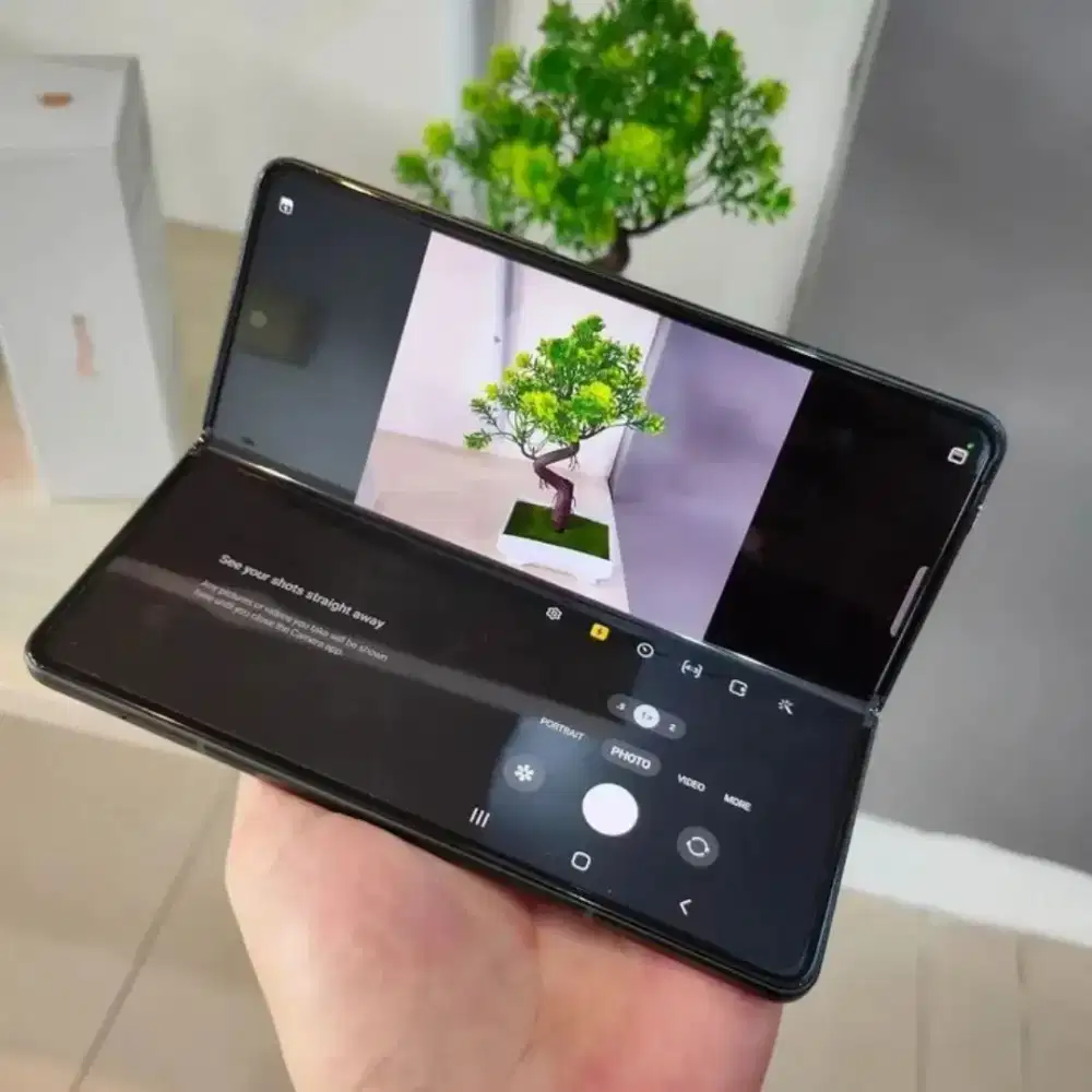Samsung z fold 2