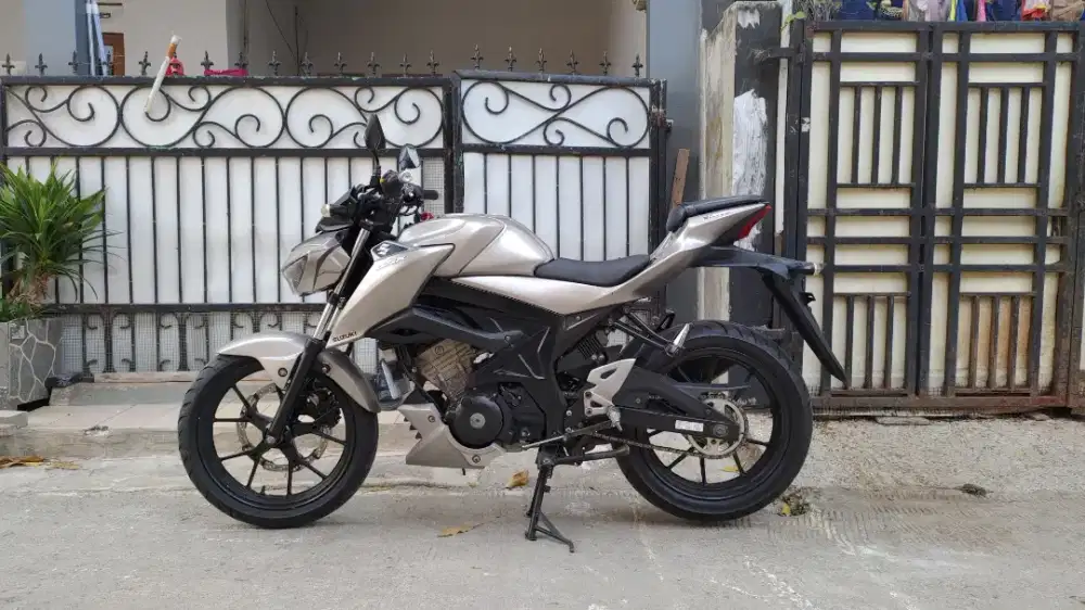 Dijual! GSX S150 Tahun 2017
