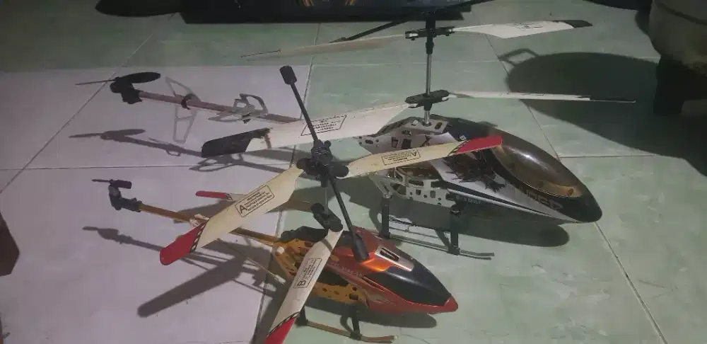 rc helicopter pajangan