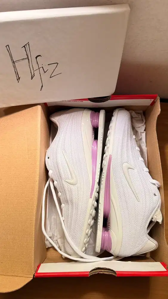 Nike shox z white magenta