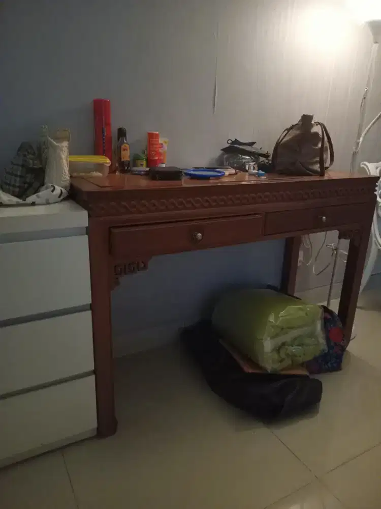 Meja serbaguna cantik