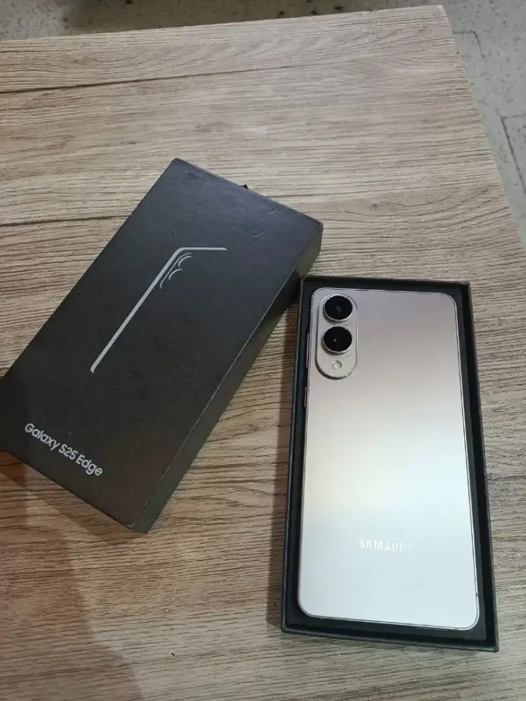 samsung S25 edge 12/256gb mulus