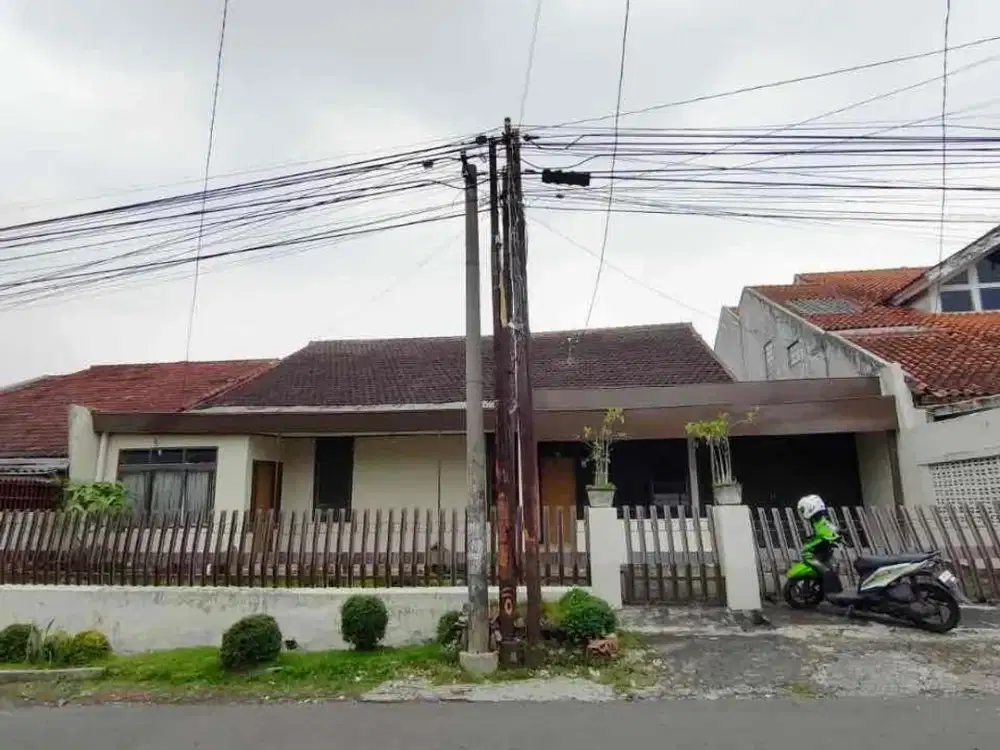 dijual hitung tanah lebar muka 20 meter di Turangga Bandung cocok untuk rumah tinggal/kantor/usaha