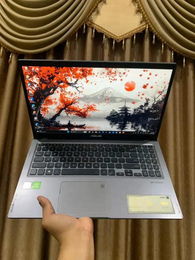 Asus Vivobook 15 A516J