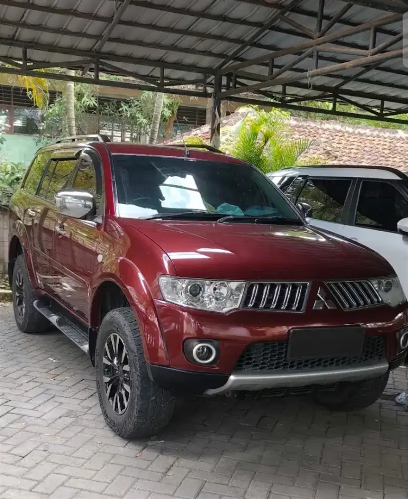 MItsubishi Pajero Sport EXceed 2011 Metic Diesel