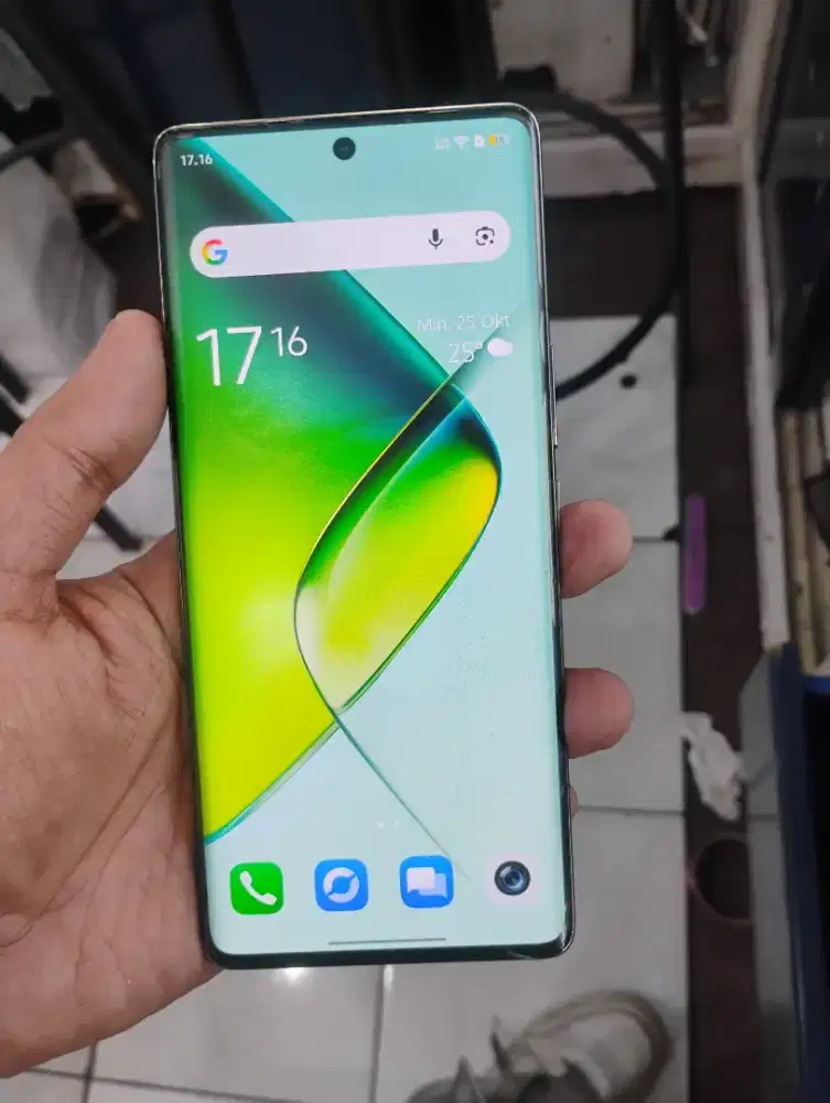 Infinix note 40 pro 5G 8/256gb