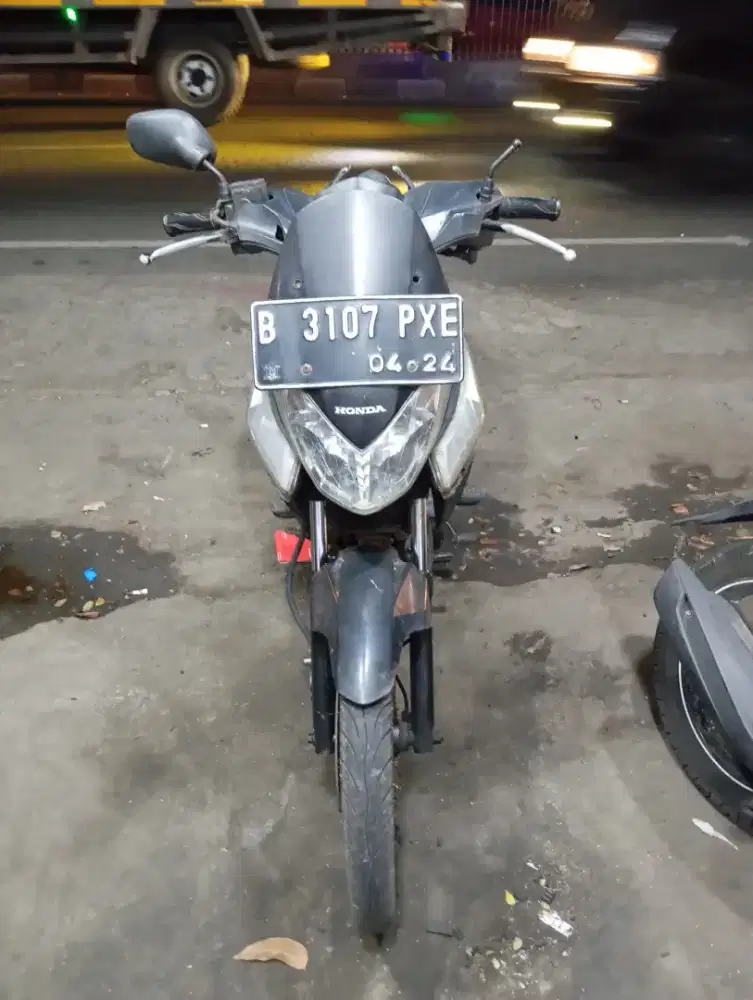 Honda cs 1 2008