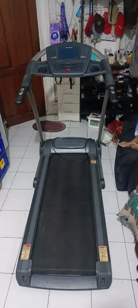 Dijual Treadmill merek Ritcher