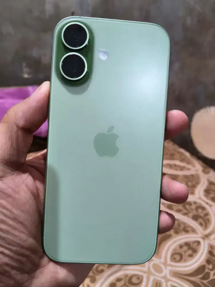 Di jual iPhone 17 Sage