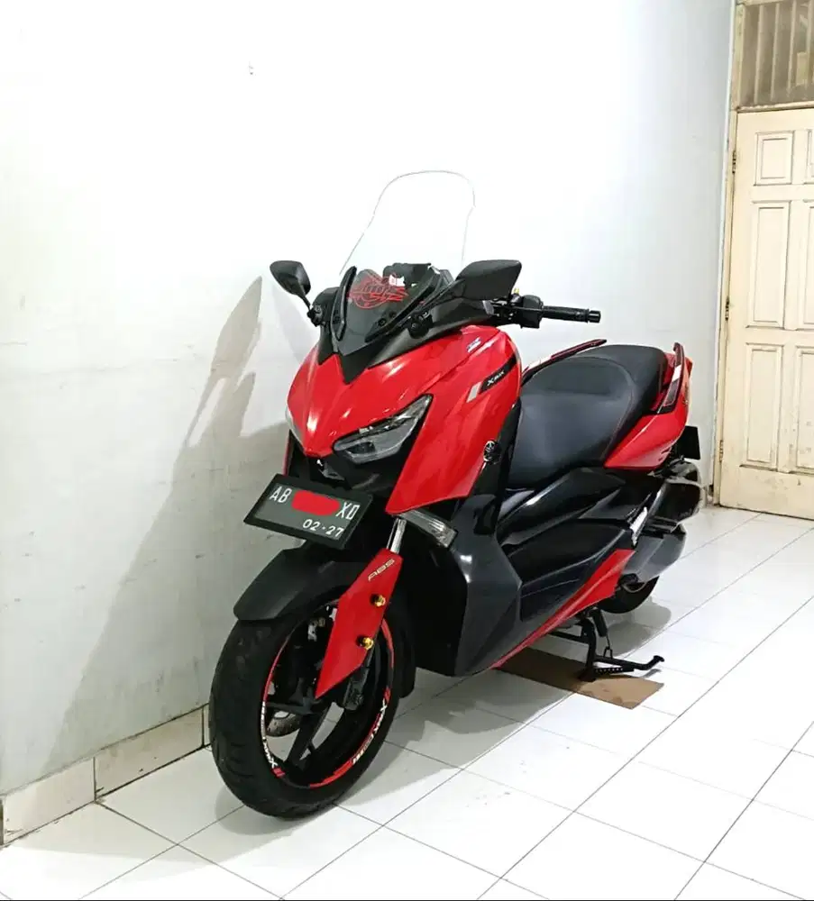 Yamaha XMAX 2022 Merah Glossy