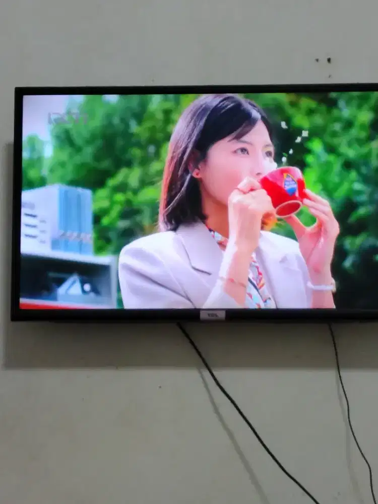 dijual TV pintar android TCL 32 mulus