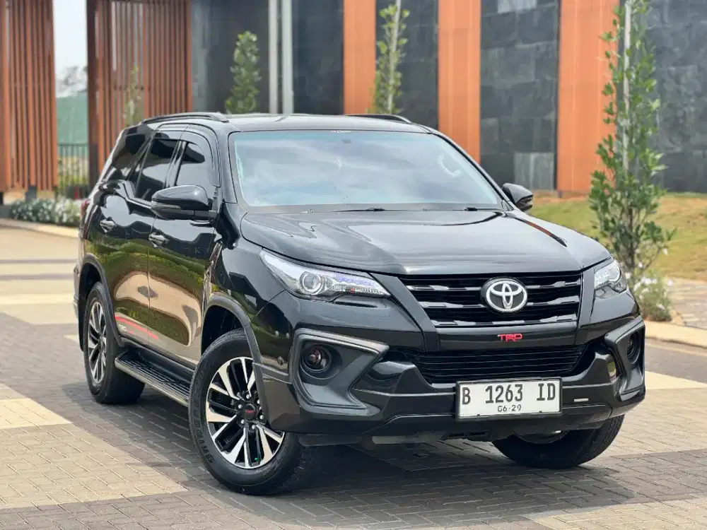 FORTUNER TRD 2.4 METIC DIESEL 2019