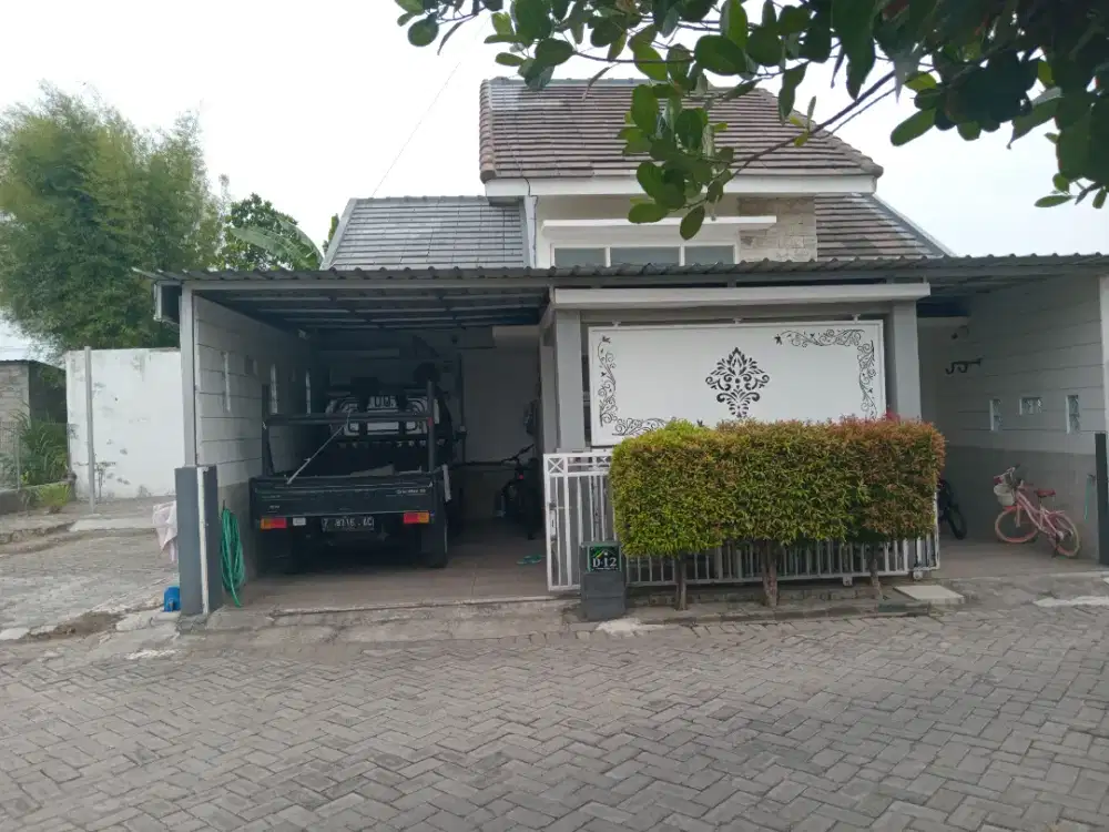 Rumah di jual di lokasi bagus