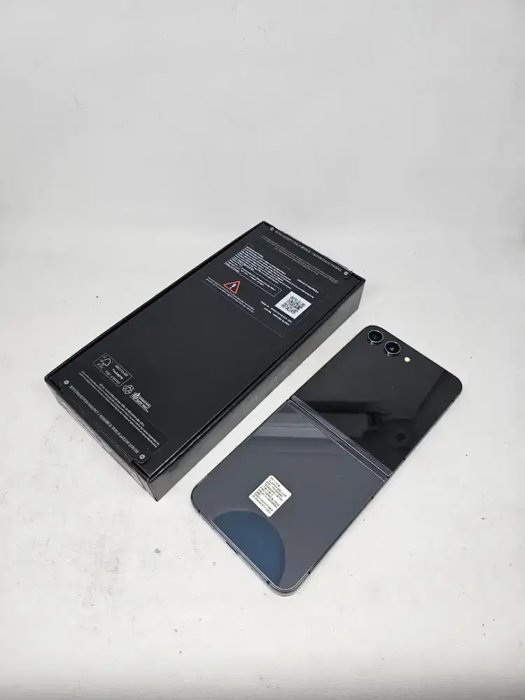 Samsung Z Flip5 256GB & Fullset Original