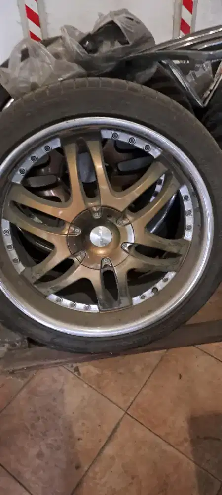 Velg mobil fortuner ring 22