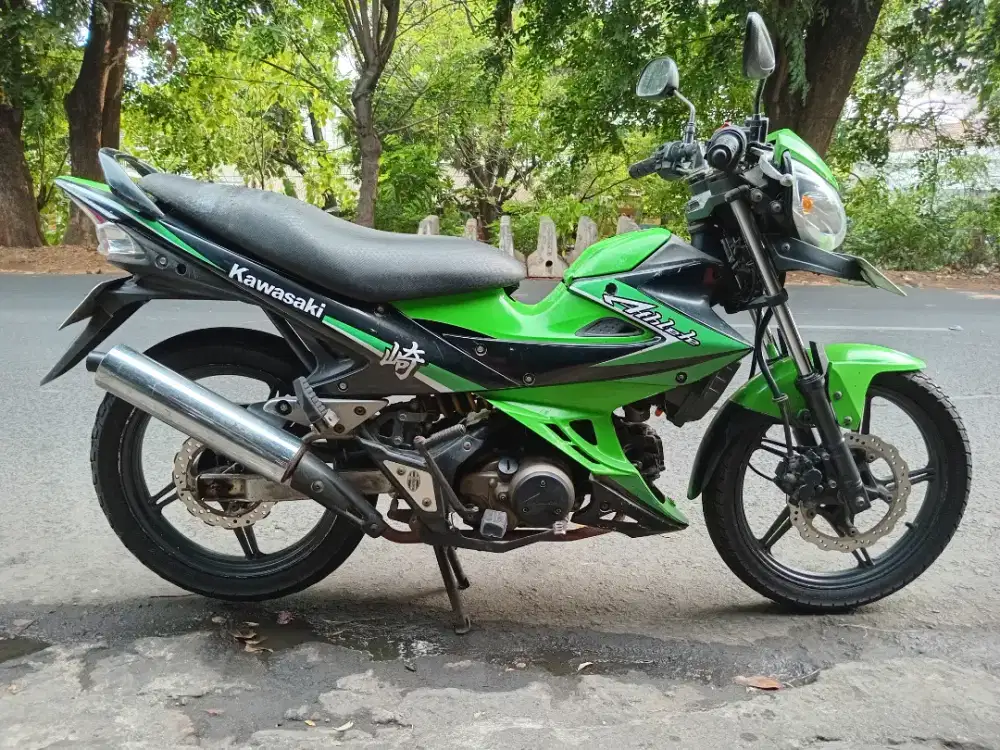 Kaqasaki athlet mulus surat komplit