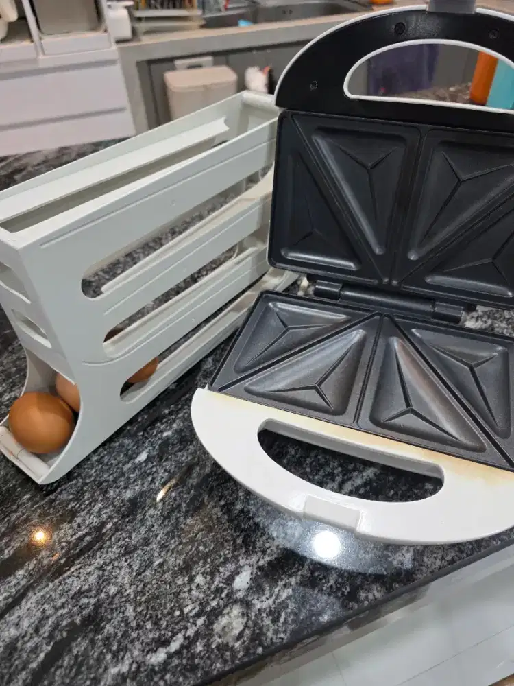 Sandwich maker Sharp + Rak telur