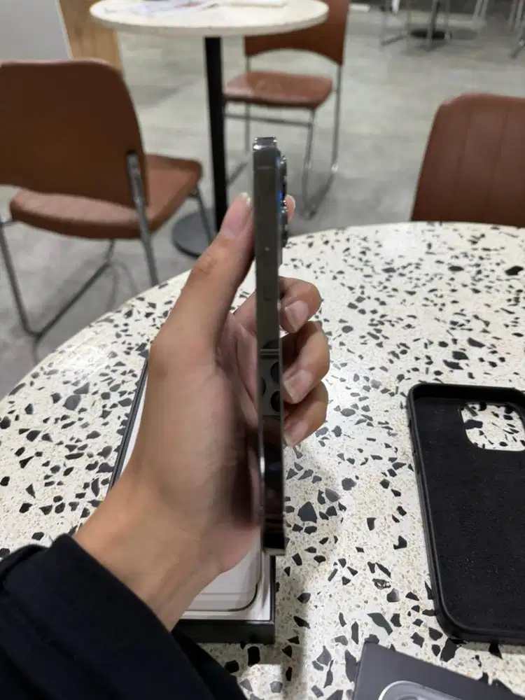 DI JUAL IPHONE 13 PRO 128 GB HITAM