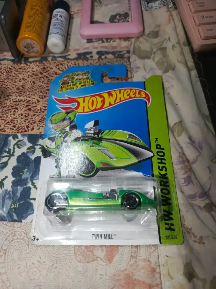 Hot Wheels Twin Mill (Team Hot Wheels)