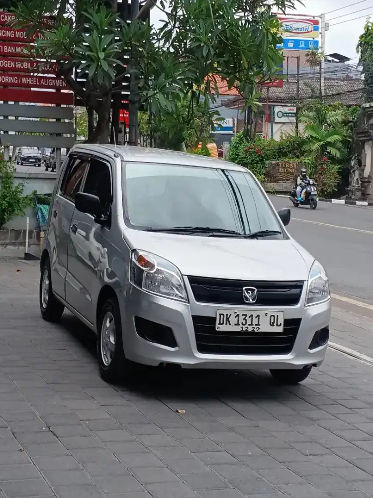 WAGON R NEW MODEL MANUAL LOW KM SIAP Pakai