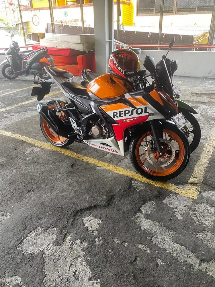 Dijual Honda CBR 150R