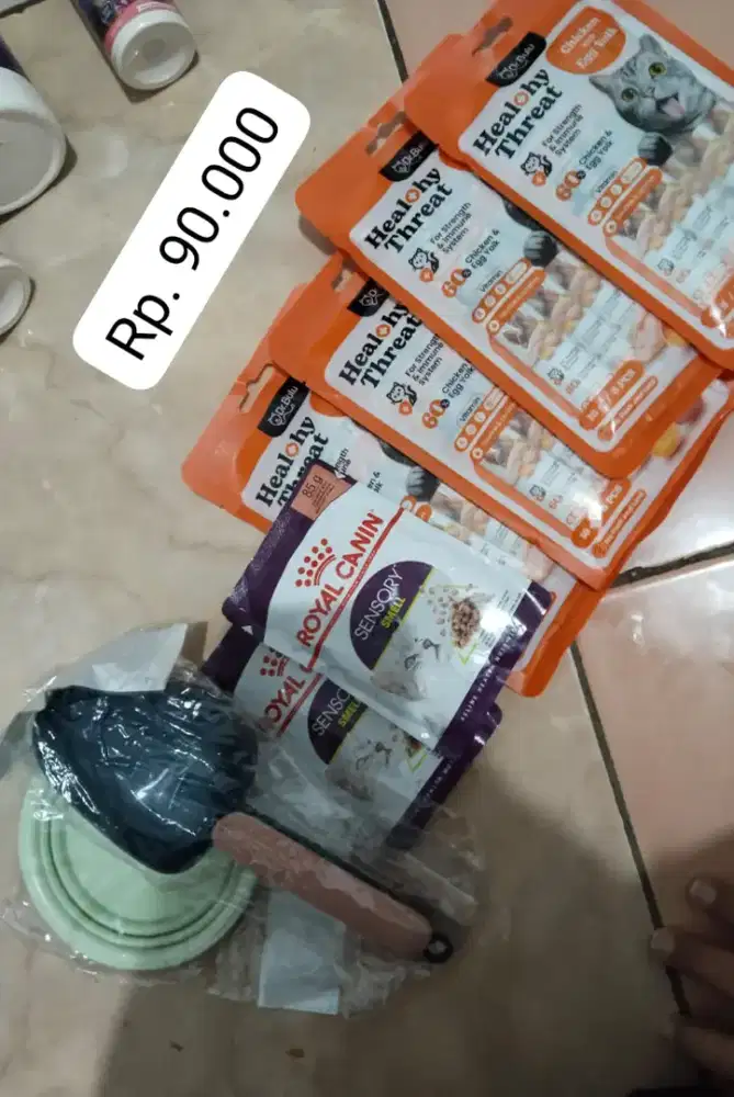 Snack kucing & Mknn
