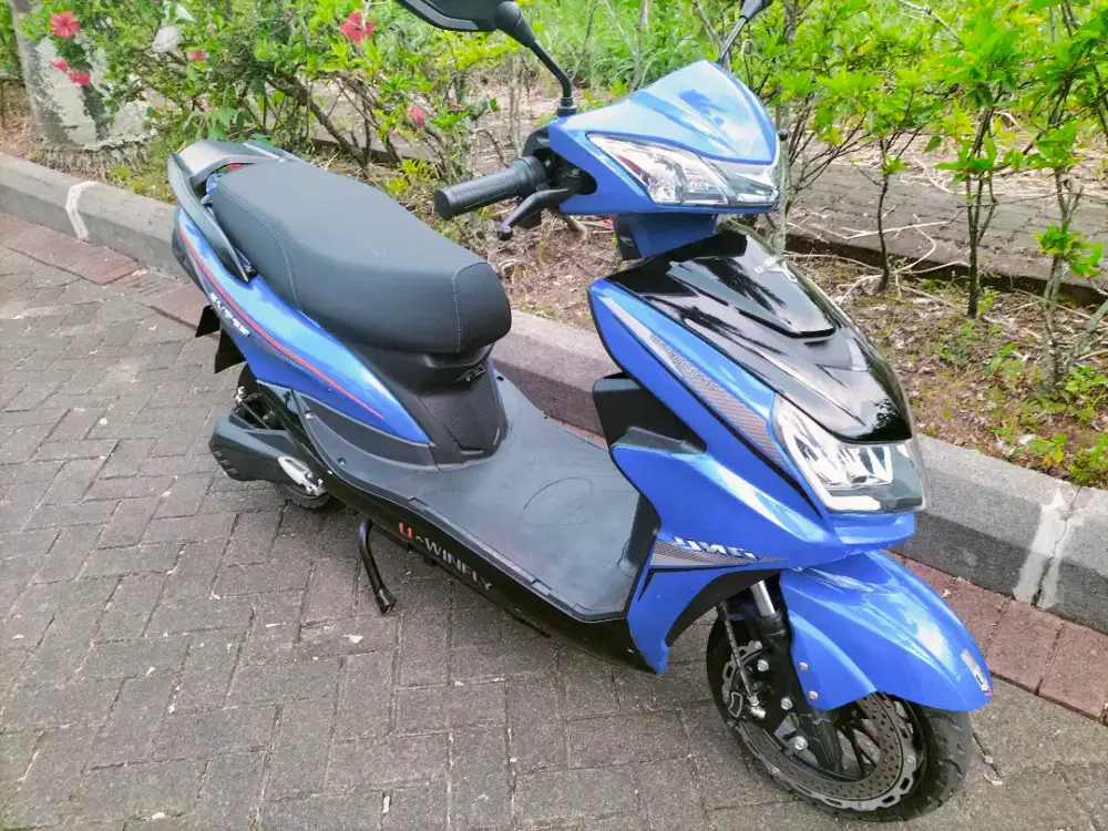 Motor Listrik Uwinfly BW Sudah Ber STNK BPKB