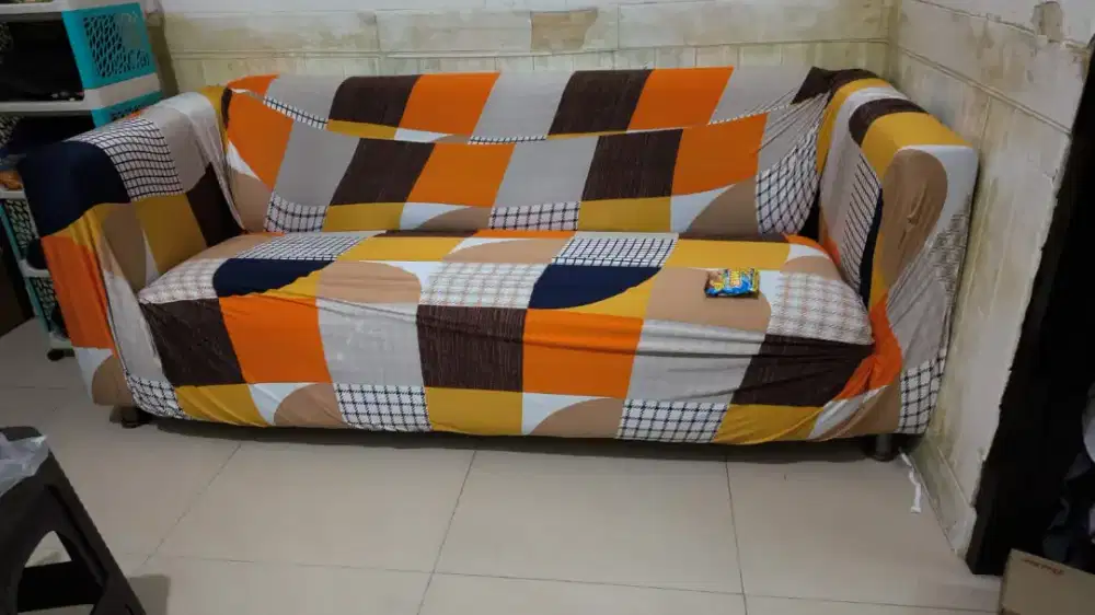 Sofa 4 seater warna cokelat