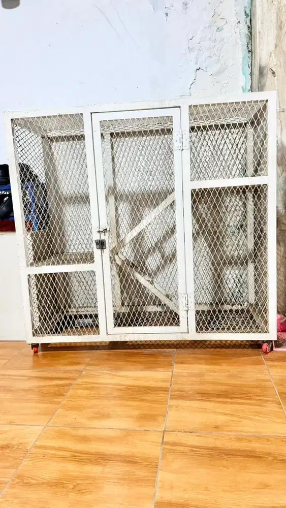 kandang kucing besar besi tingkat
