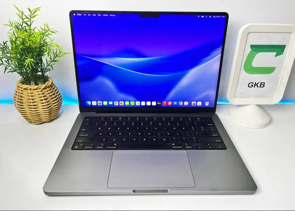 Macbook Pro M3 Resmi iBox Retina XDR Mulus Ram Unit Luxury Mulus pemak