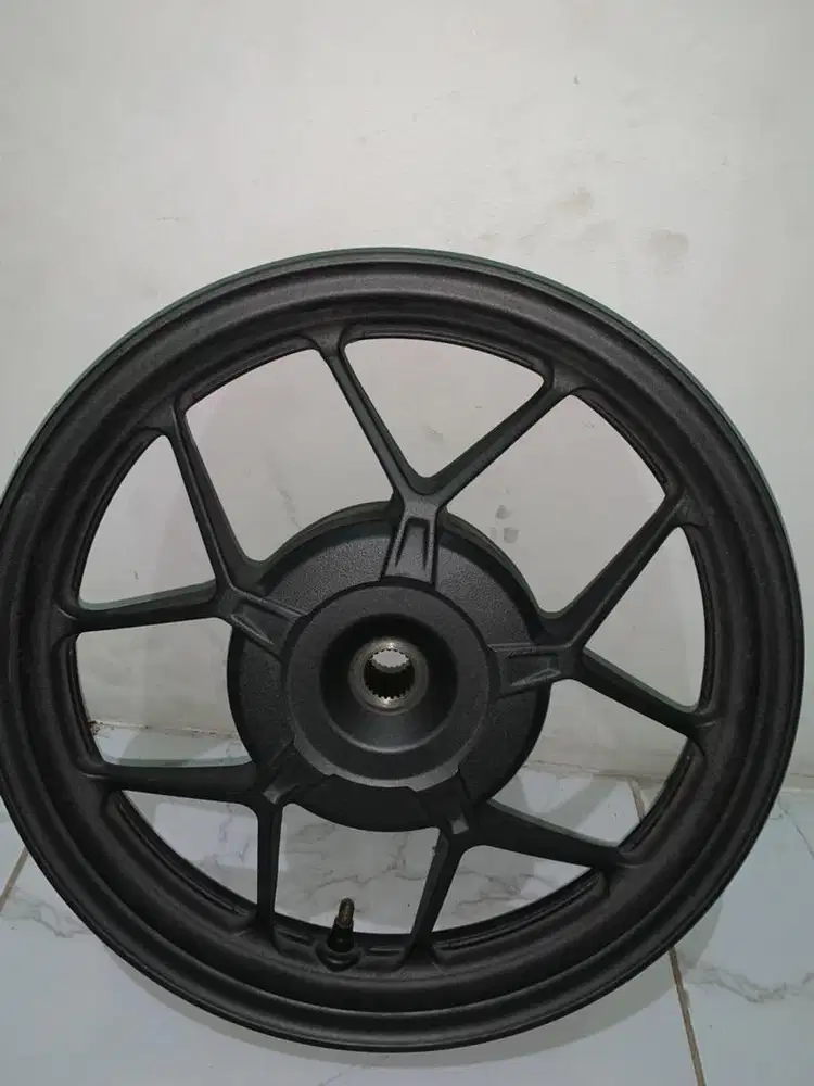 JUAL CEPET AJA VELG VARIO 125 NEW