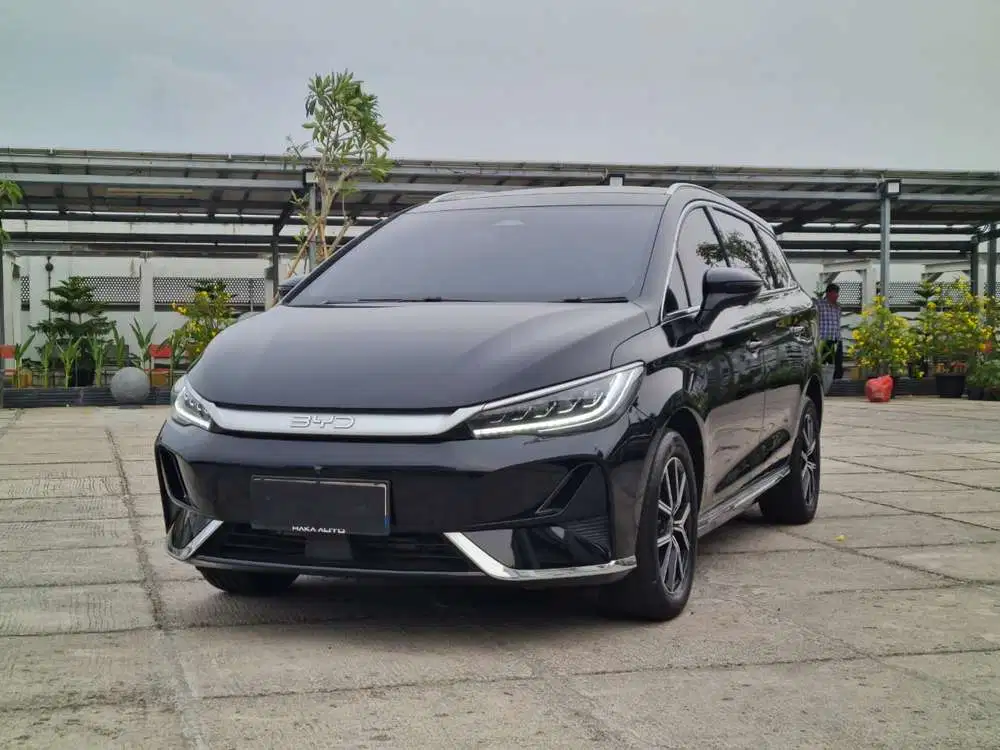 {Km 20rb} BYD M6 SUPERIOR EV 2025