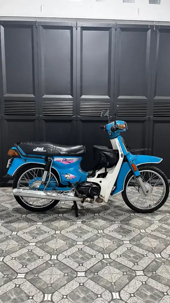 Suzuki Rc 100 Biru thn 1997