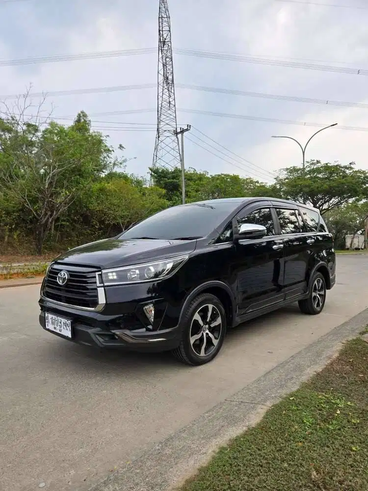 Toyota Kijang Innova VENTURER MATIC AT 2022 Diesel