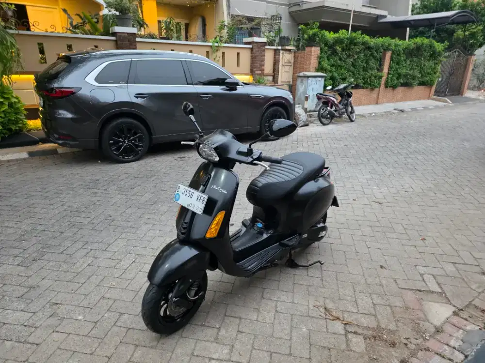 Piaggio Vespa Sprint 150 Notte 2019 (Limited Edition)
