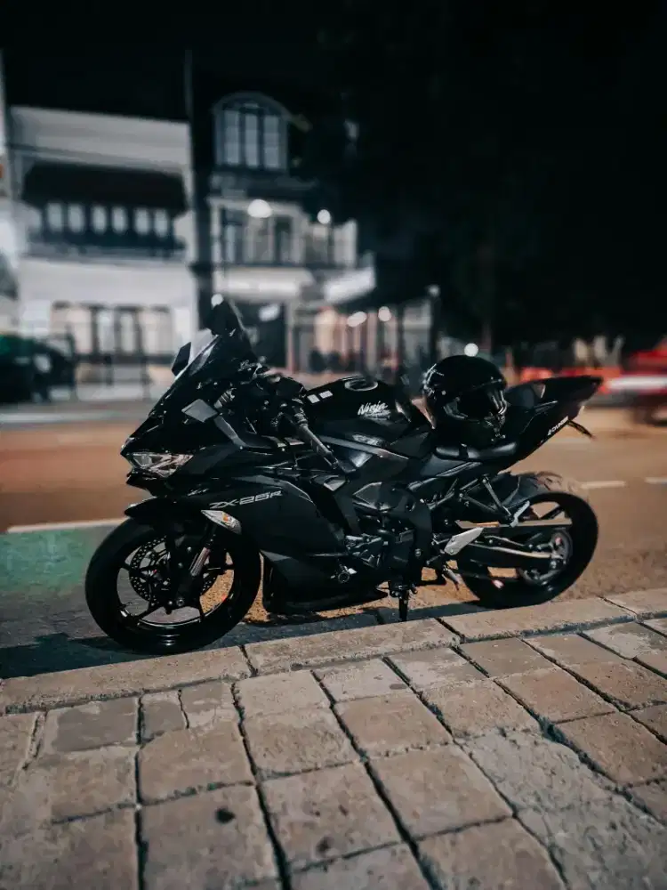 ZX25R OLD NON ABS 2022
