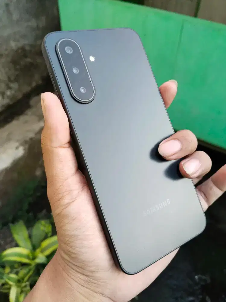 Samsung A17 5G 8gb / 256gb no minus mulus hp casan segelan