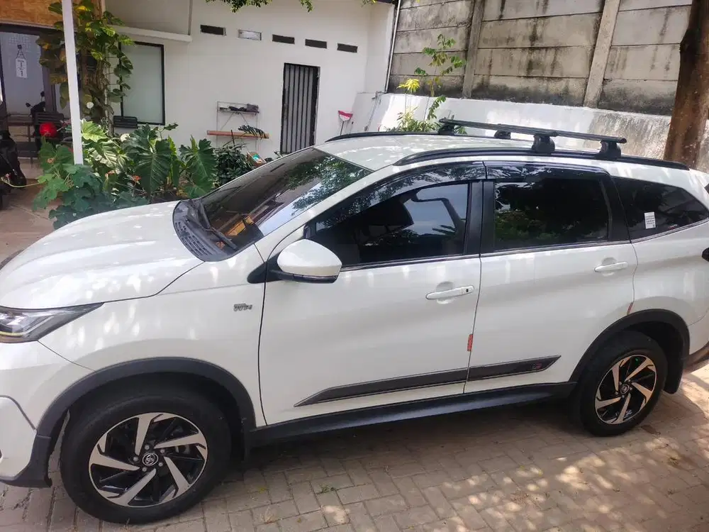 Dijual Toyota Rush 1.5 S A/T Type GR 2021