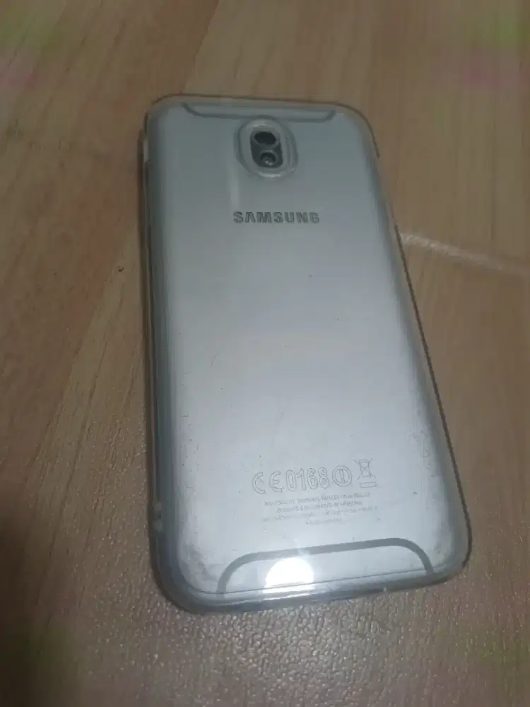 Samsung J7 pro NFC ram 3/32