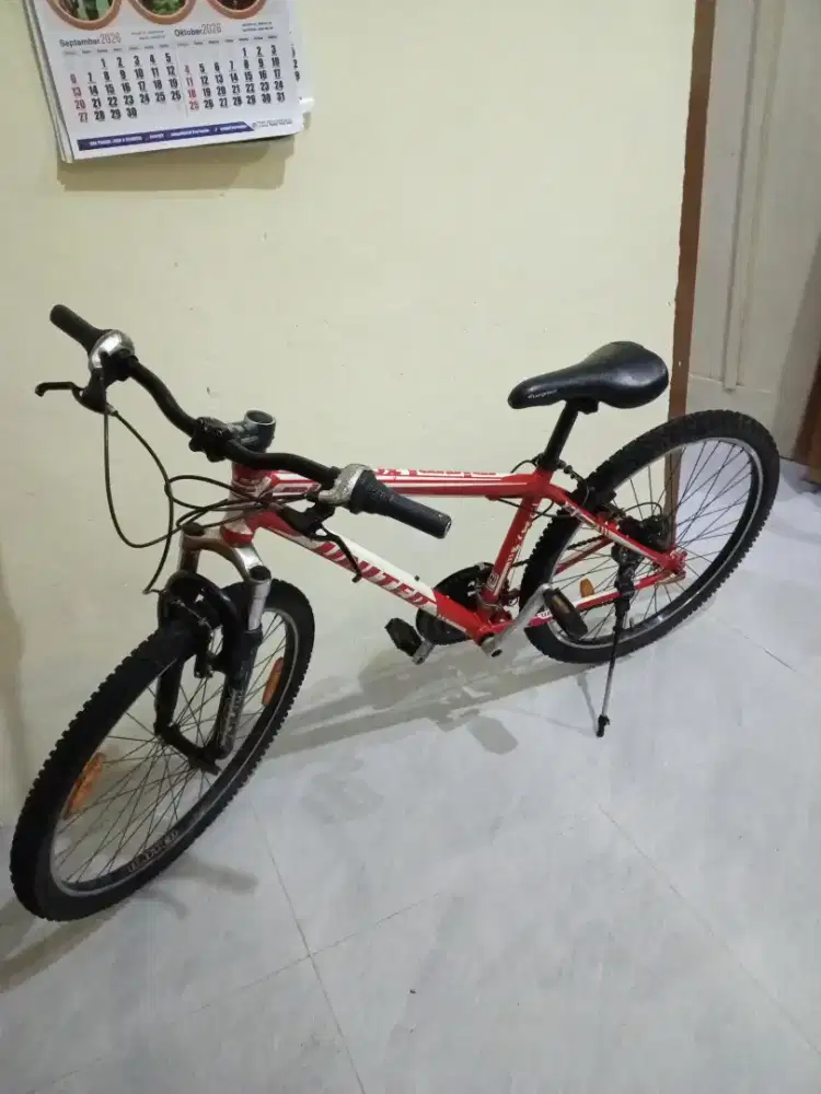 Sepeda MTB UNITED 26 inch Alloy