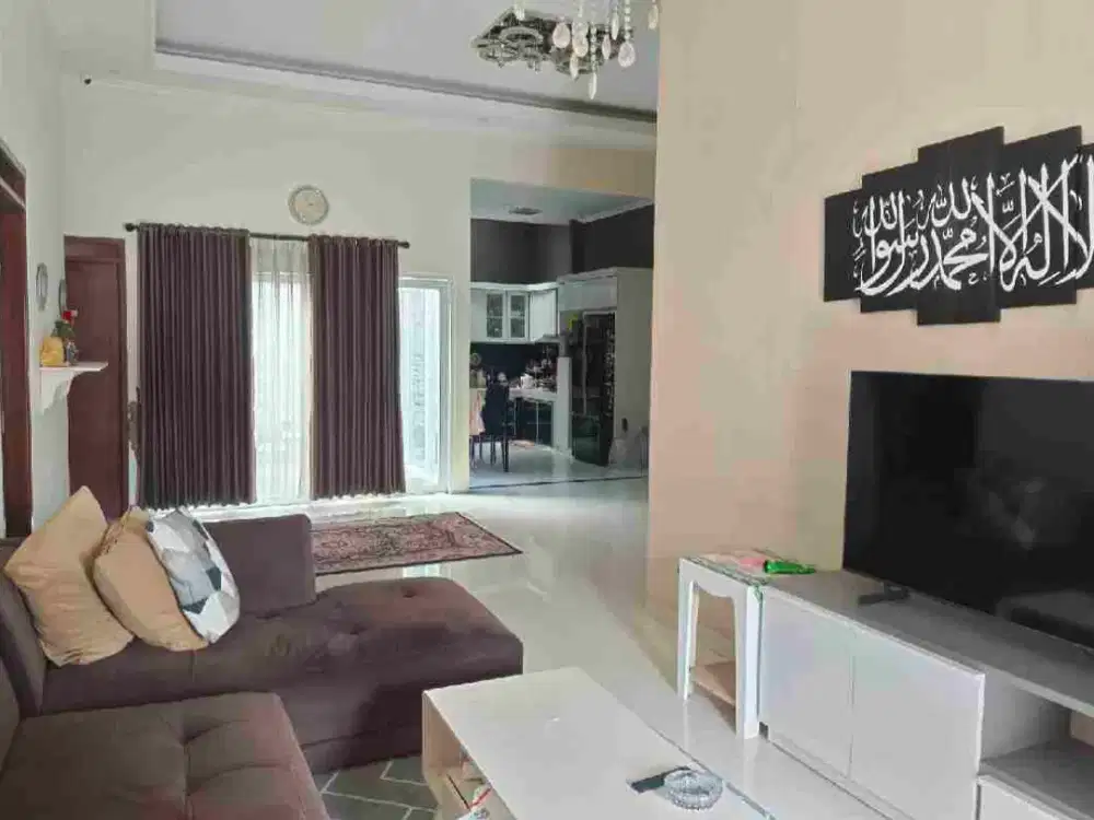 Dijual Rumah Besar Lux Dalam Cluster Elit Antapani